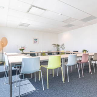 Open Space  6 postes Coworking Boulevard du Grand Cerf Poitiers 86000 - photo 6